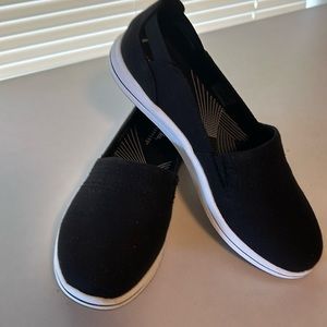 Women’s shoes
